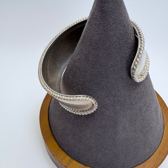 VTG Solid Sterling Silver 925 Chunky Tapered Open Cuff Bracelet Size 7.5" Fit - Picture 6 of 10